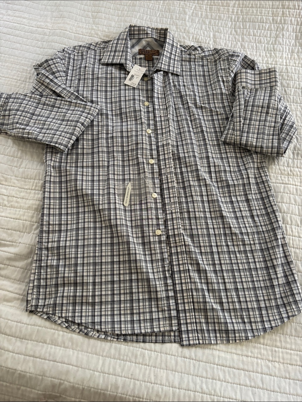 Men's Plaid Button-Down Shirt in Gray and White